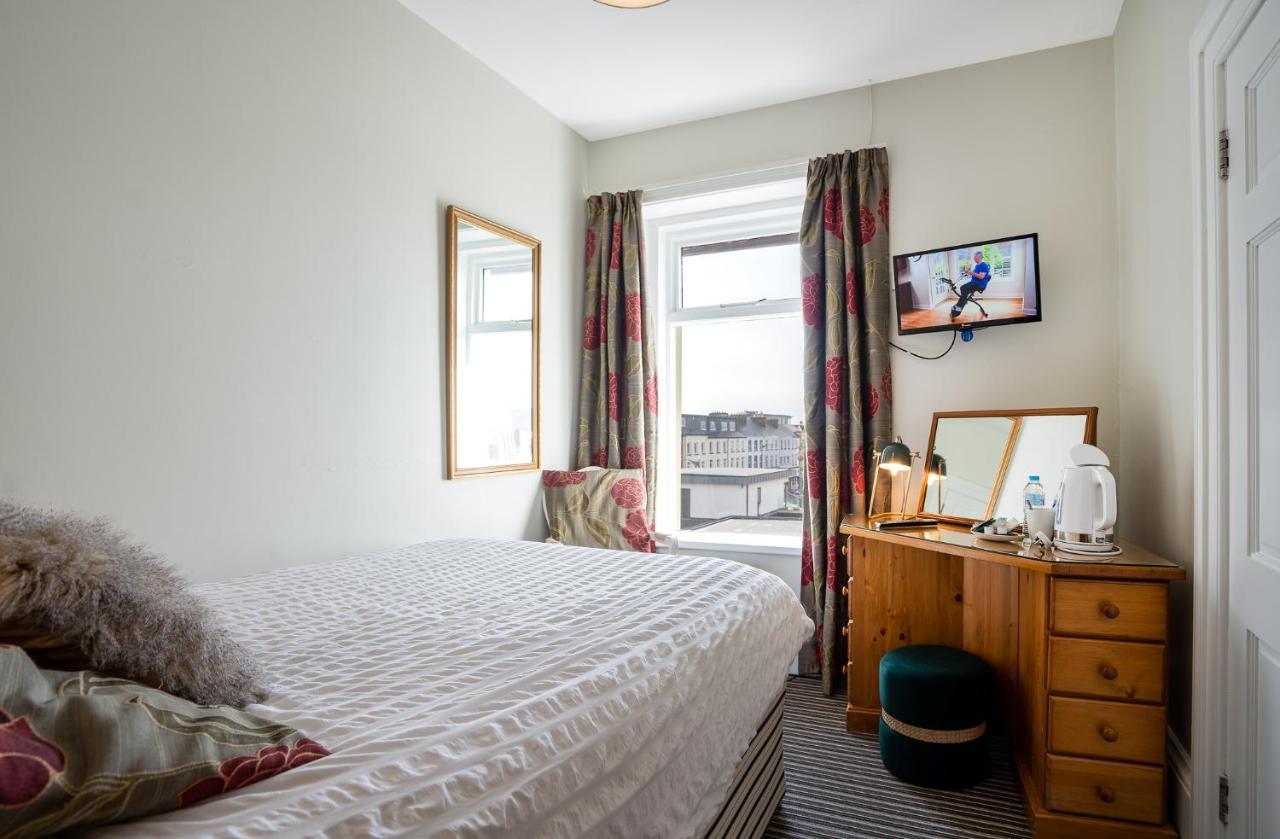 بورتراش Antrim House Guest Rooms & Suites (Adults Only) المظهر الخارجي الصورة