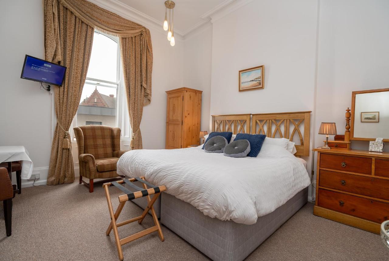 بورتراش Antrim House Guest Rooms & Suites (Adults Only) المظهر الخارجي الصورة