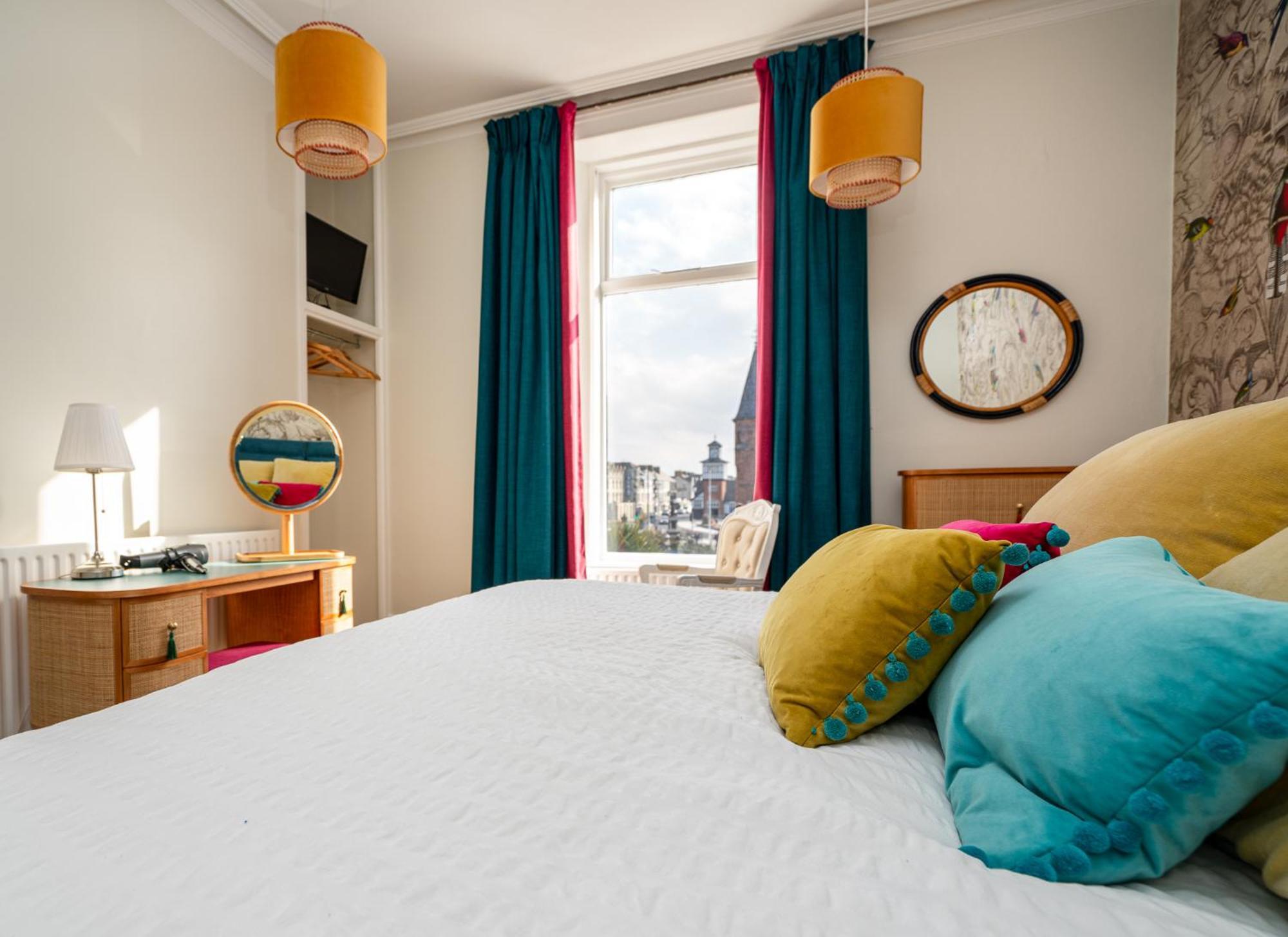 بورتراش Antrim House Guest Rooms & Suites (Adults Only) المظهر الخارجي الصورة