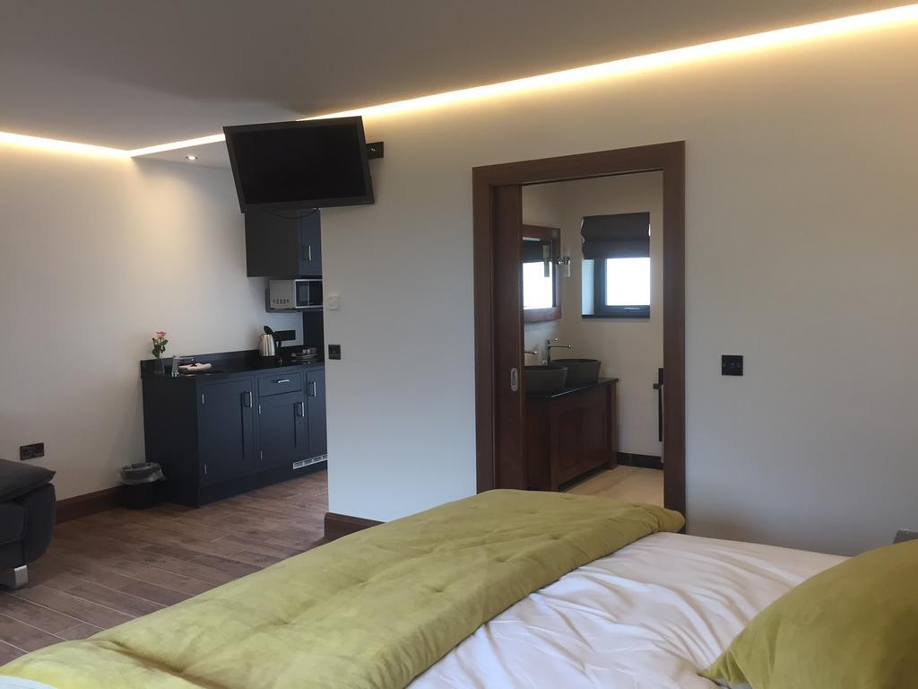 بورتراش Antrim House Guest Rooms & Suites (Adults Only) المظهر الخارجي الصورة